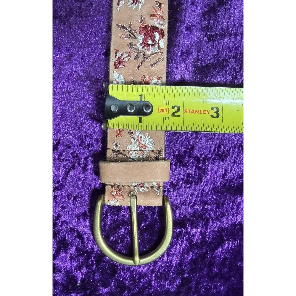 Fossil Embroidered Belt Floral SMALL Boho Y2k‎ 90s Hippie Leather Brown Western